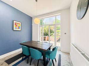 Photo 25- click for photo gallery